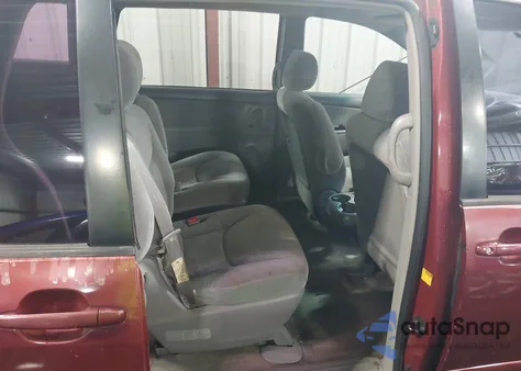 2008 Toyota Sienna Ce z USA, uszkodzony, nr VIN 5TDZK23C08S220248